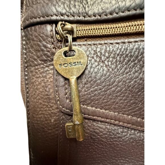 Vintage Fossil 1954 Shoulder Bag Purse 75082 Multiple Pockets Clean Inside - Picture 3 of 12